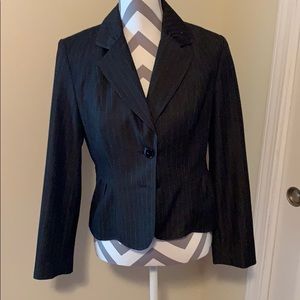 Blazer with little pink accent